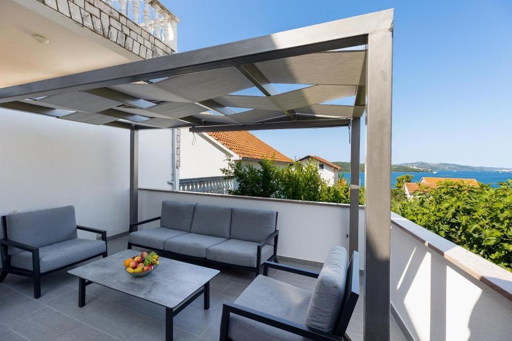 Luxury Apartment Aria Трогир Екстериор снимка